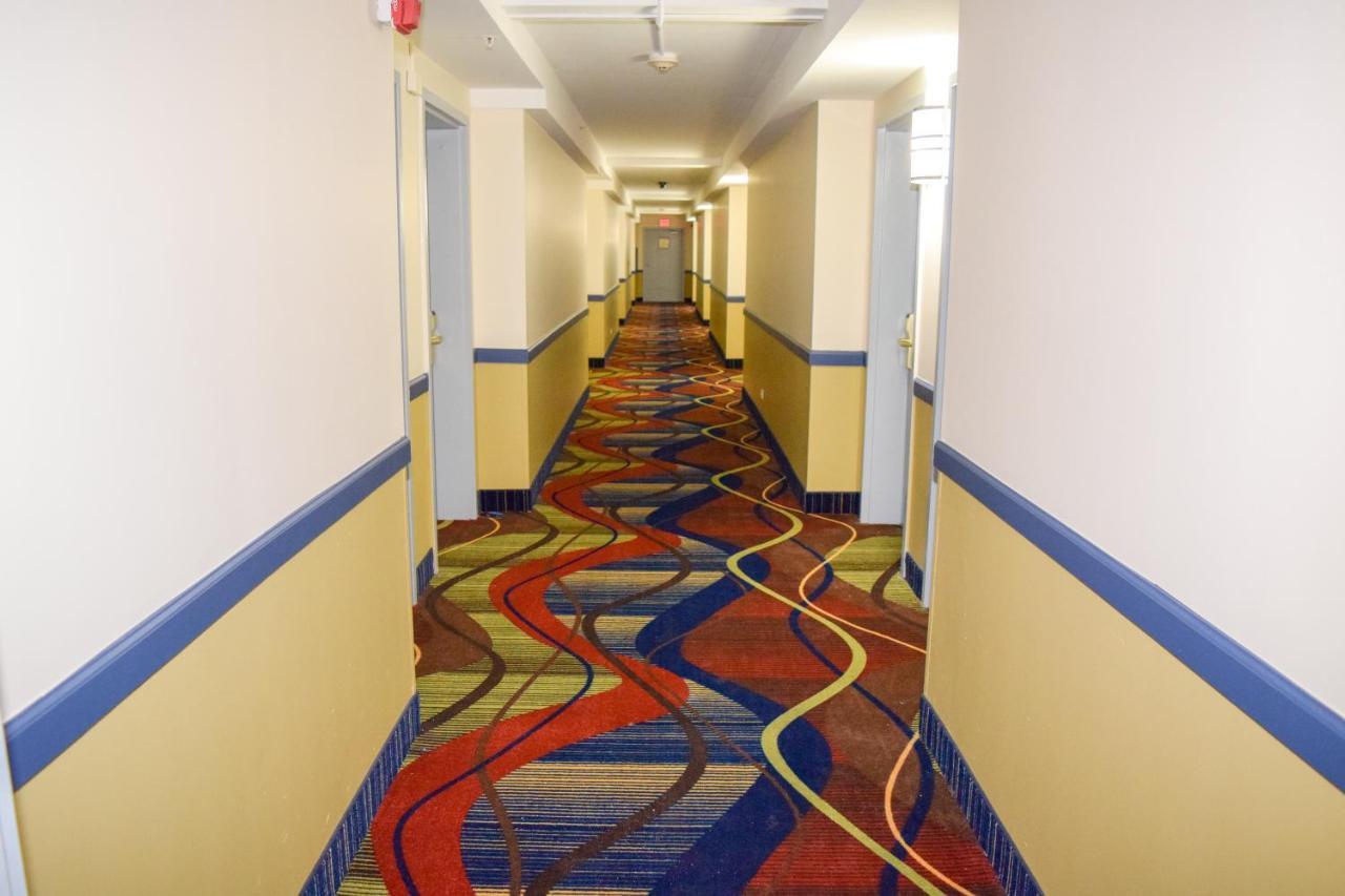 Baymont By Wyndham - Chicago - Addison - O'Hare Hotel Bagian luar foto